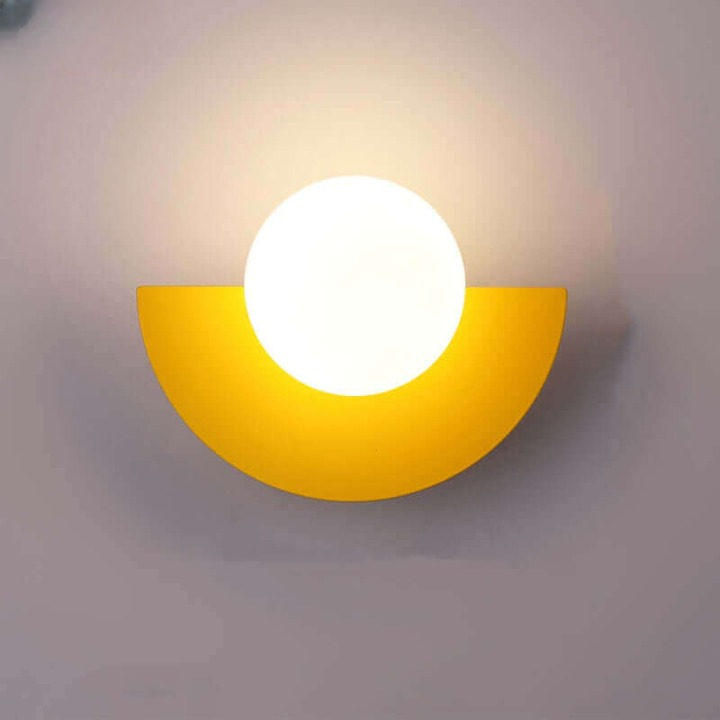 Noorderlicht Charm - Halvemaan Wall Lamp made of Metal
