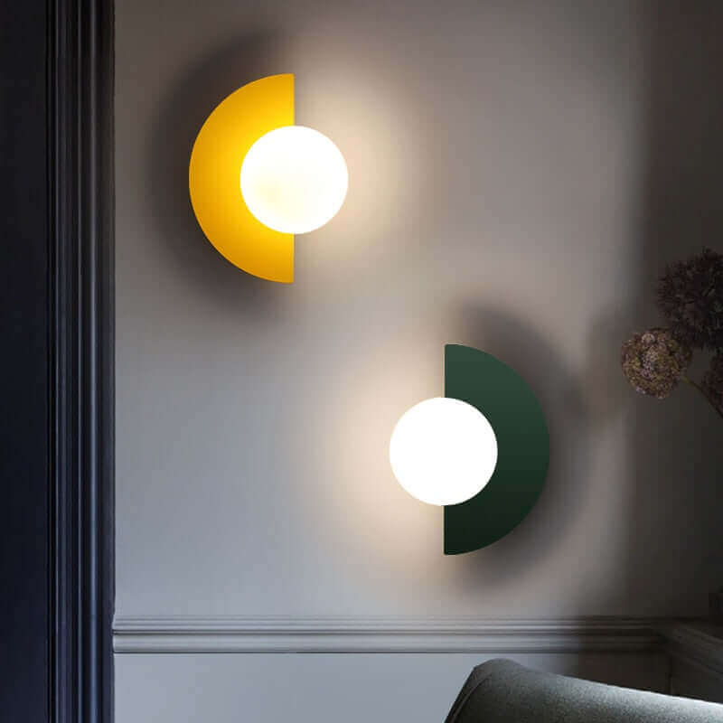 Noorderlicht Charm - Halvemaan Wall Lamp made of Metal