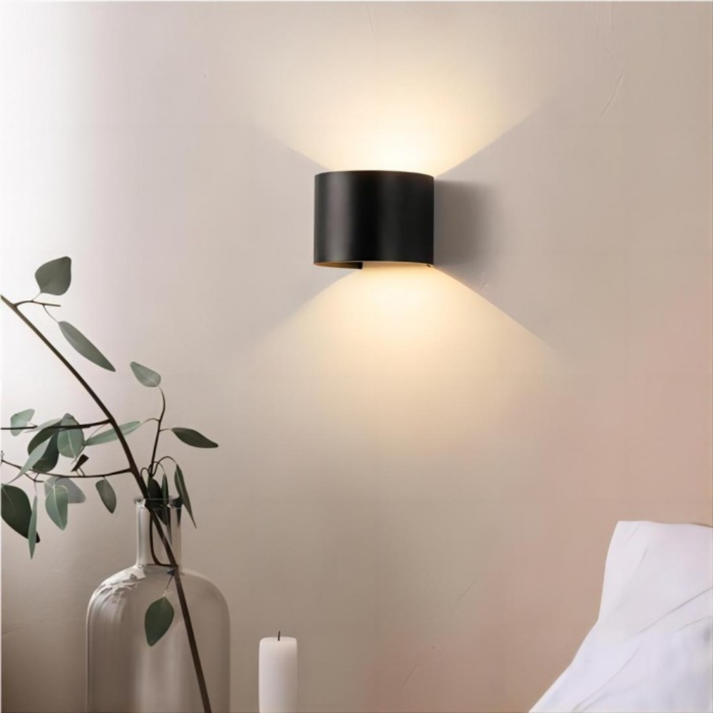 Royal Light - Stylish modern LED cube wall lamp